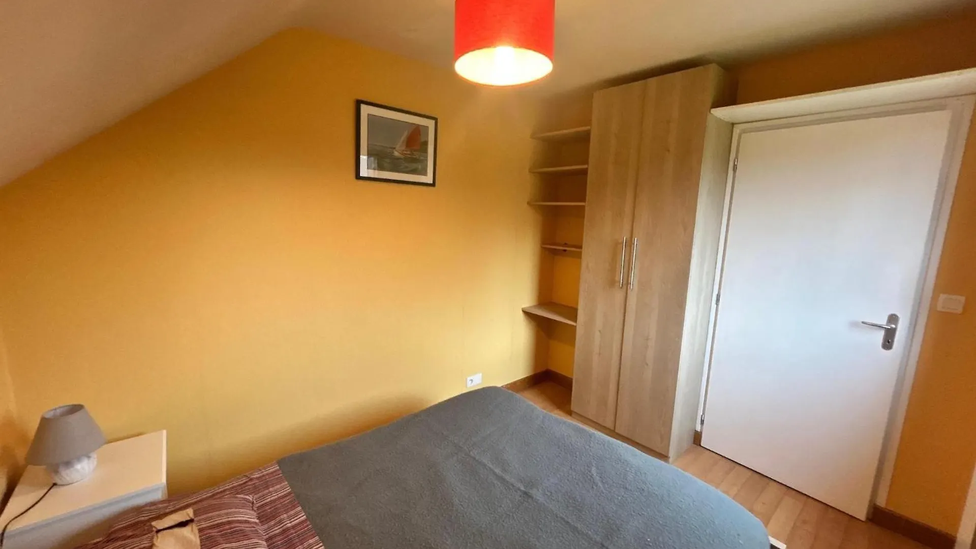 펜션 5 Bedroom, 2 Bathroom House Surzur