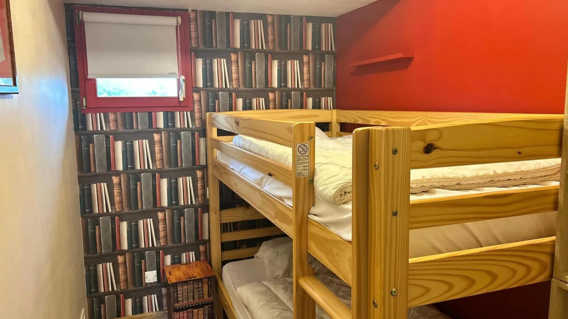 5 Bedroom, 2 Bathroom House Surzur 프랑스